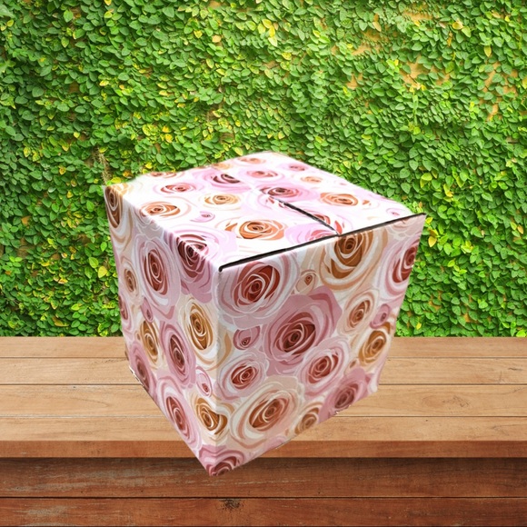 CLEARANCE 10 (4X4X4) Pink Rose Boxes PRICE IS FIRM - Picture 5 of 5